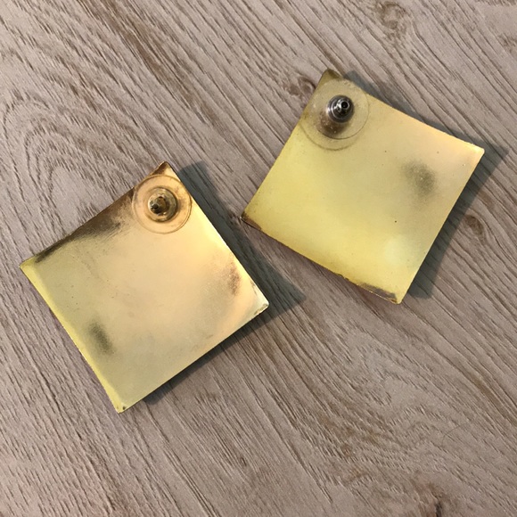 • 80’s Vintage Earrings • - Picture 7 of 8